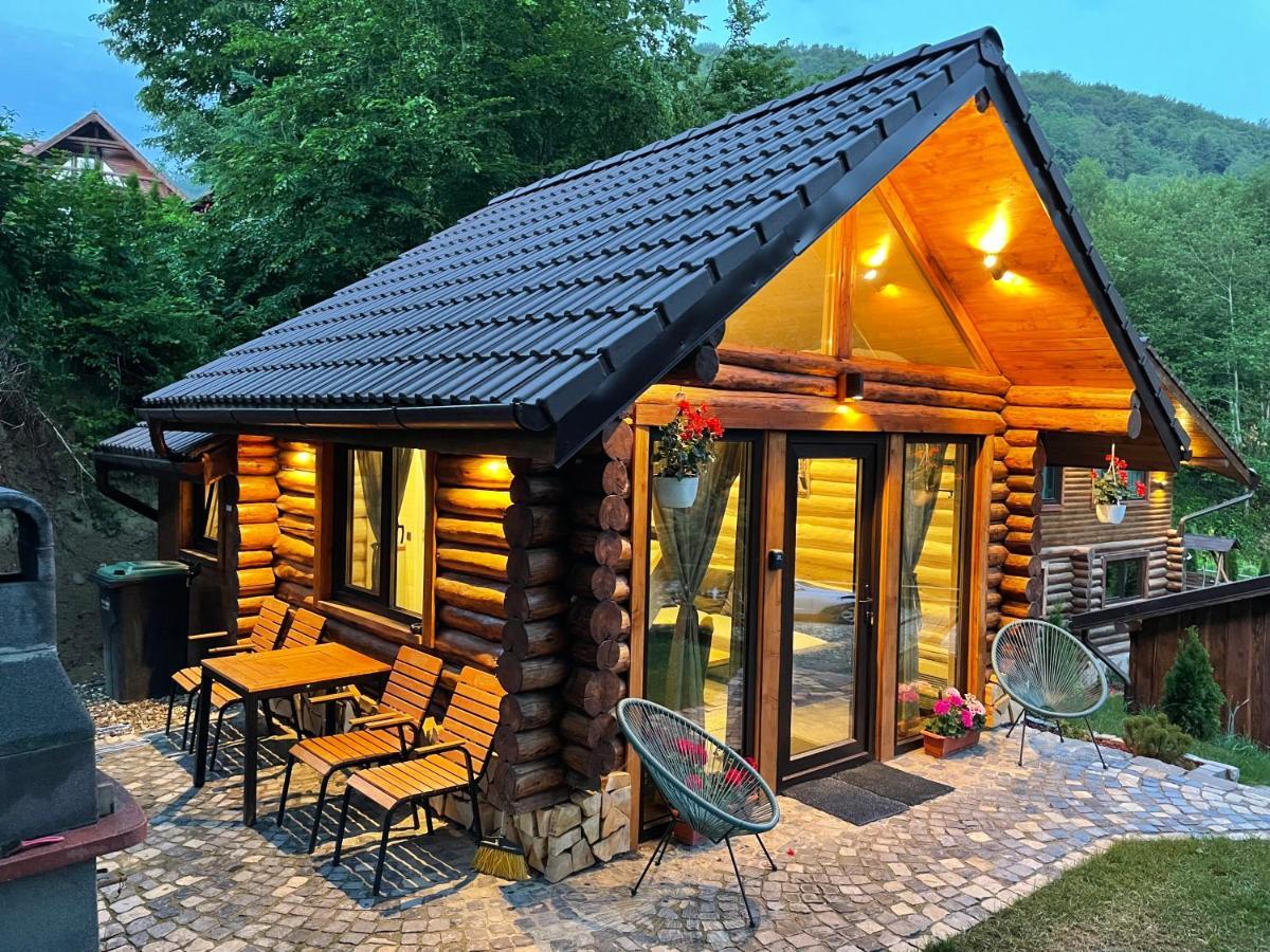 Cabana Din Groapa Frumoasa ริชนอฟ ภายนอก รูปภาพ